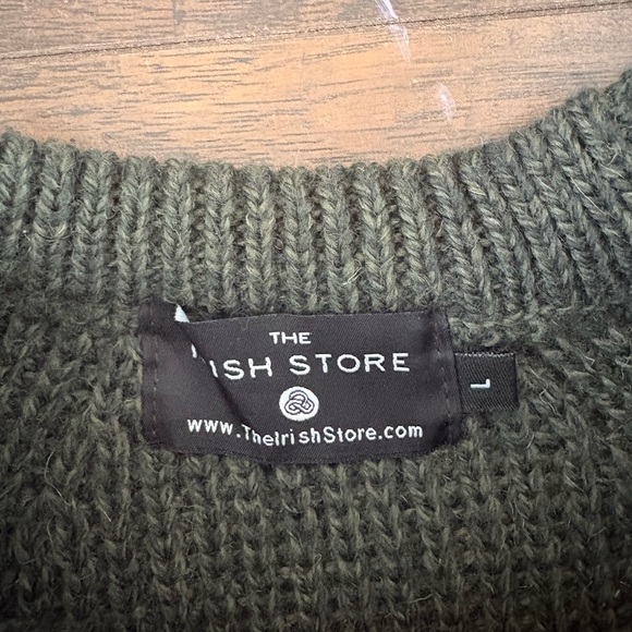 The Irish Store Merino Wool Cable Knit Sweater sz L - Picture 2 of 4